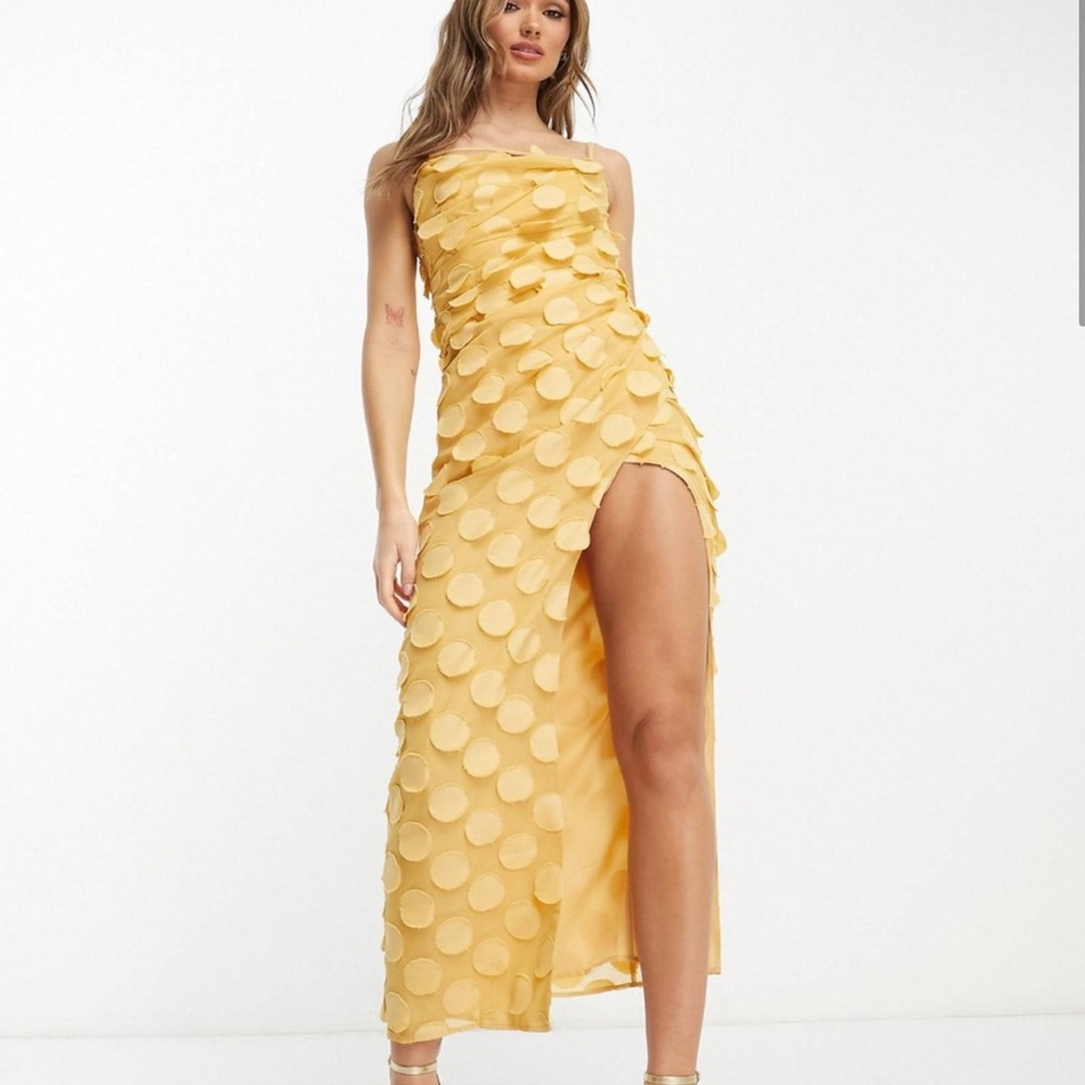 Elegant Yellow Evening Dress